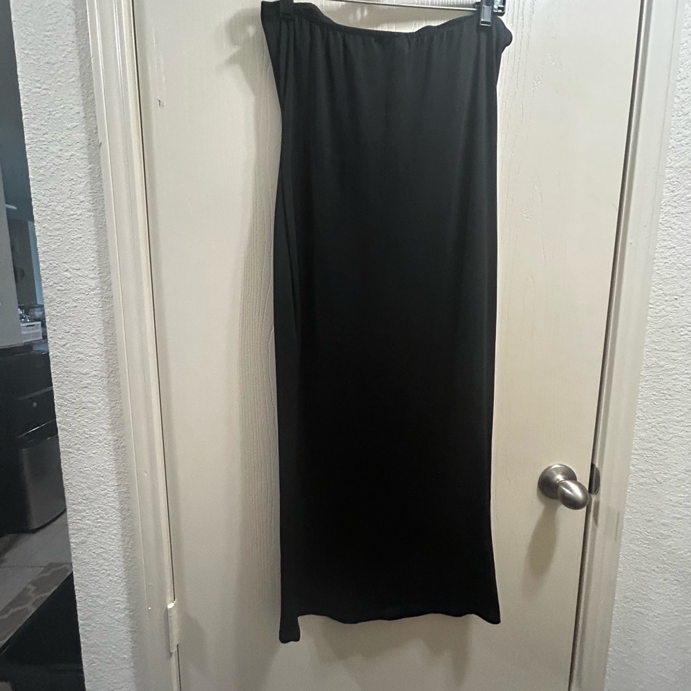 Black Maxi skirt
